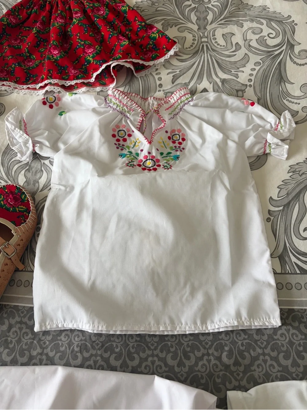 White Girls' Embroidered Off-Shoulder Top